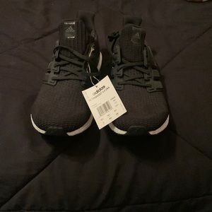 Adidas running shoes Mens 11